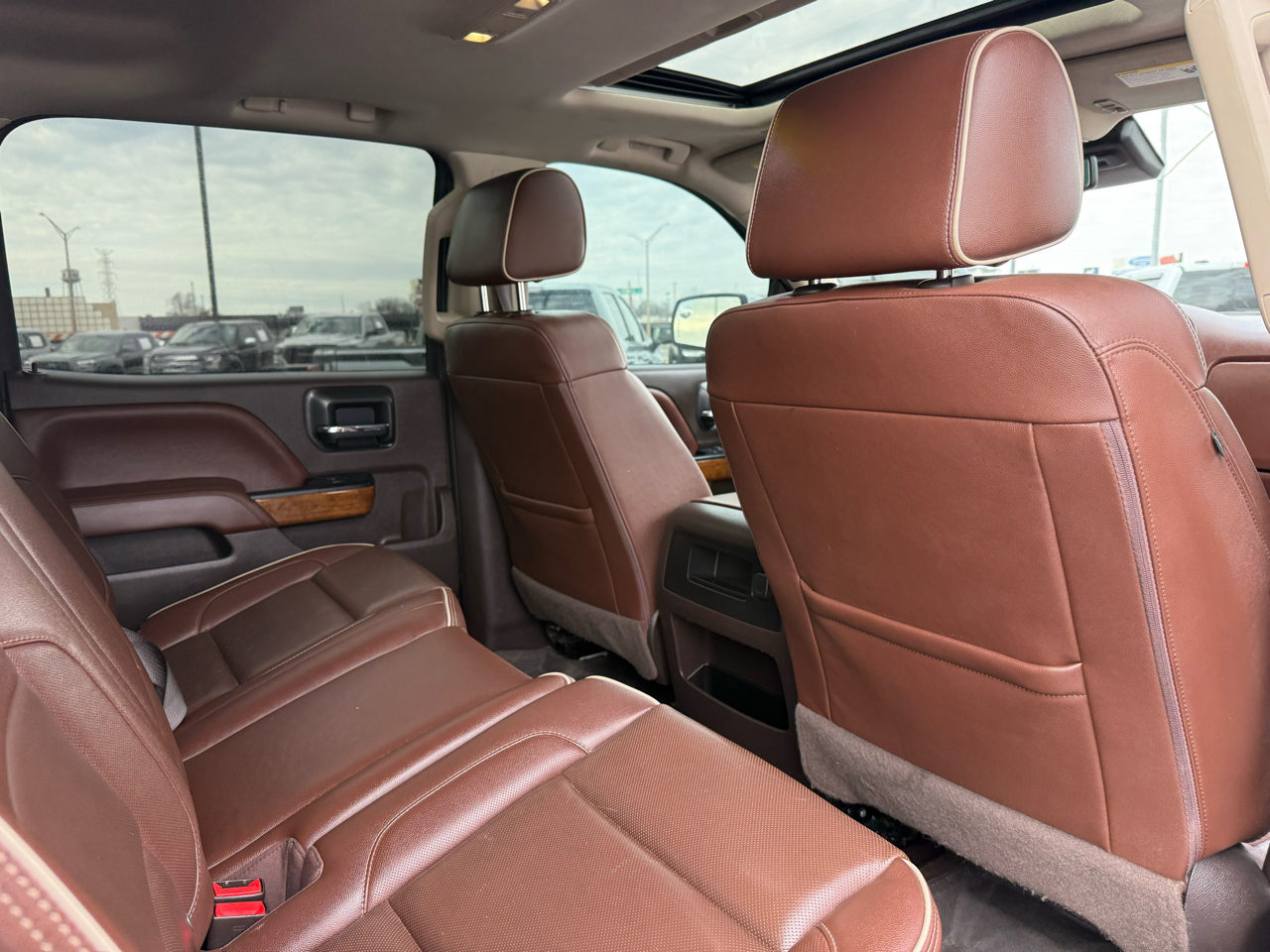 Chevrolet Silverado 1500 4WD Crew Cab 143.5" High Country 2018