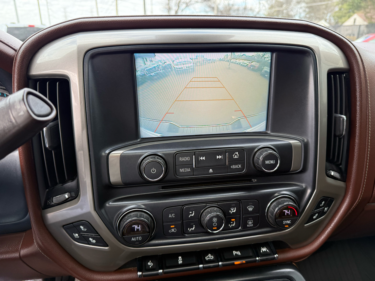 Chevrolet Silverado 1500 4WD Crew Cab 143.5" High Country 2018