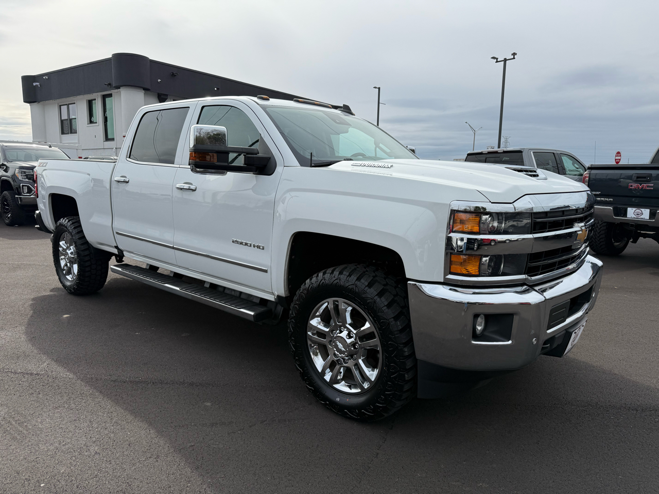 Chevrolet Silverado 2500HD 4WD Crew Cab 153.7" LTZ 2019
