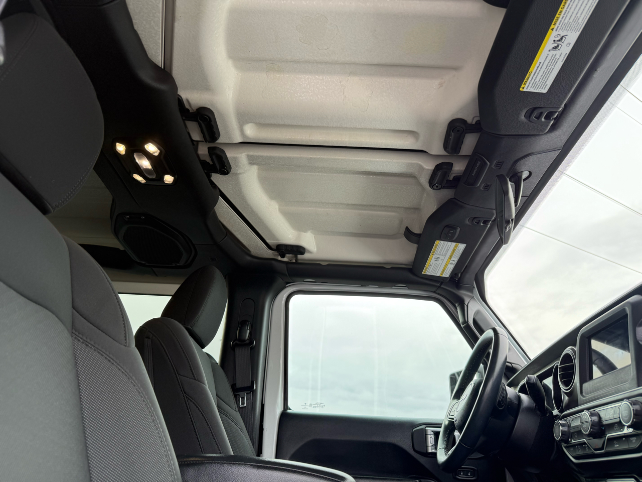 Jeep Wrangler Willys 4x4 2022