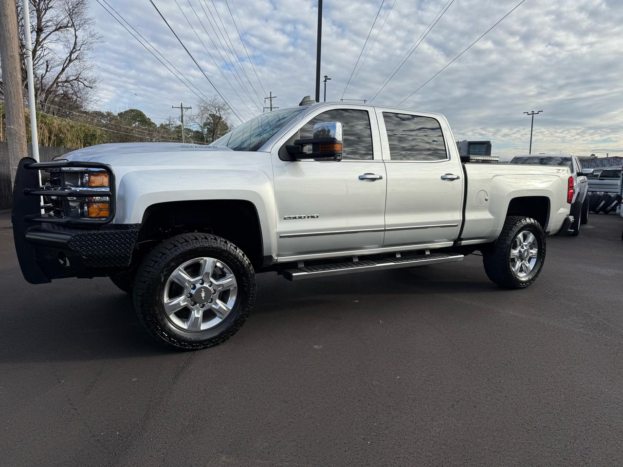 Chevrolet Silverado 2500HD 4WD Crew Cab 153.7" LTZ 2018