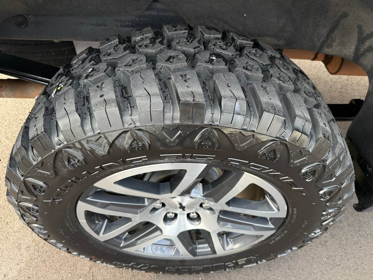 Chevrolet Silverado 1500 4WD Crew Cab 143.5" LT 2020