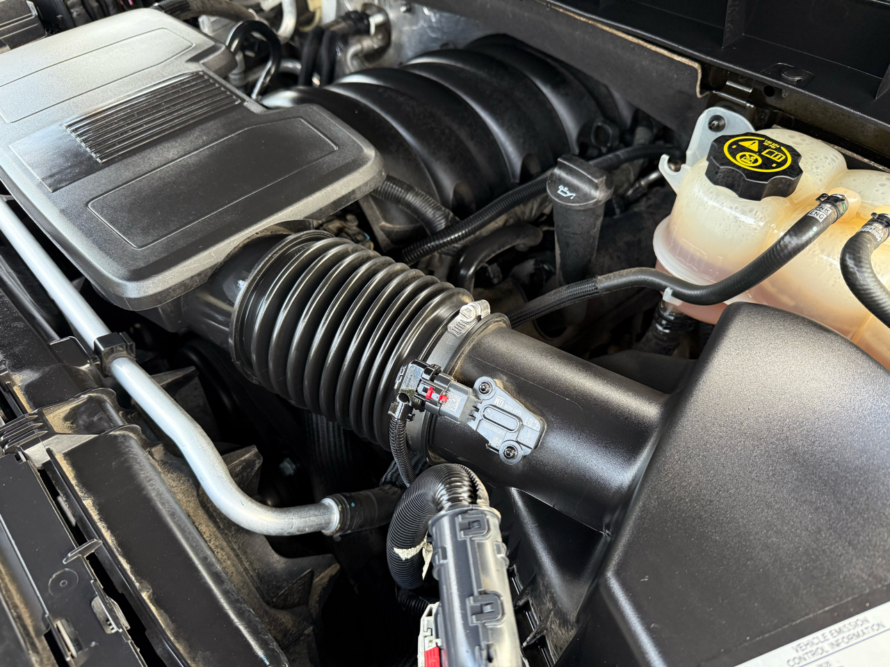 Chevrolet Silverado 1500 4WD Crew Cab 143.5" LT 2020