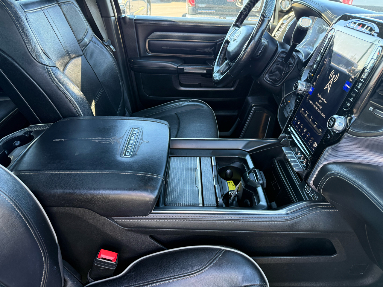 RAM 3500 Limited 4x4 Crew Cab 8' Box 2020