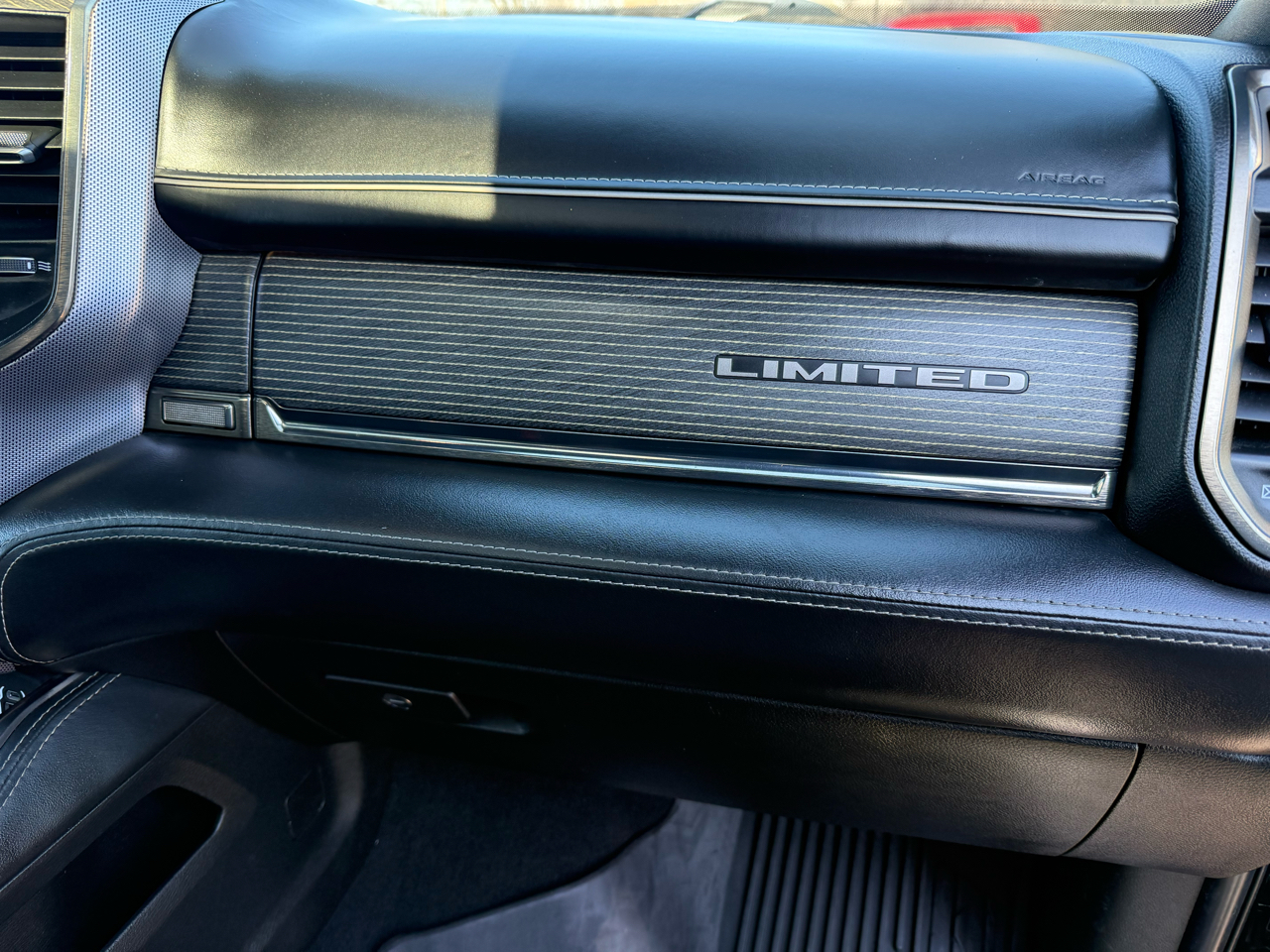 RAM 3500 Limited 4x4 Crew Cab 8' Box 2020