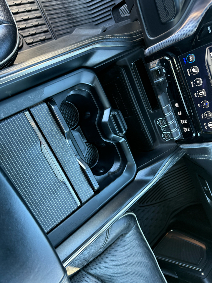 RAM 3500 Limited 4x4 Crew Cab 8' Box 2020