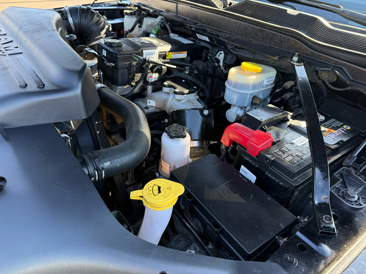 RAM 3500 Limited 4x4 Crew Cab 8' Box 2020