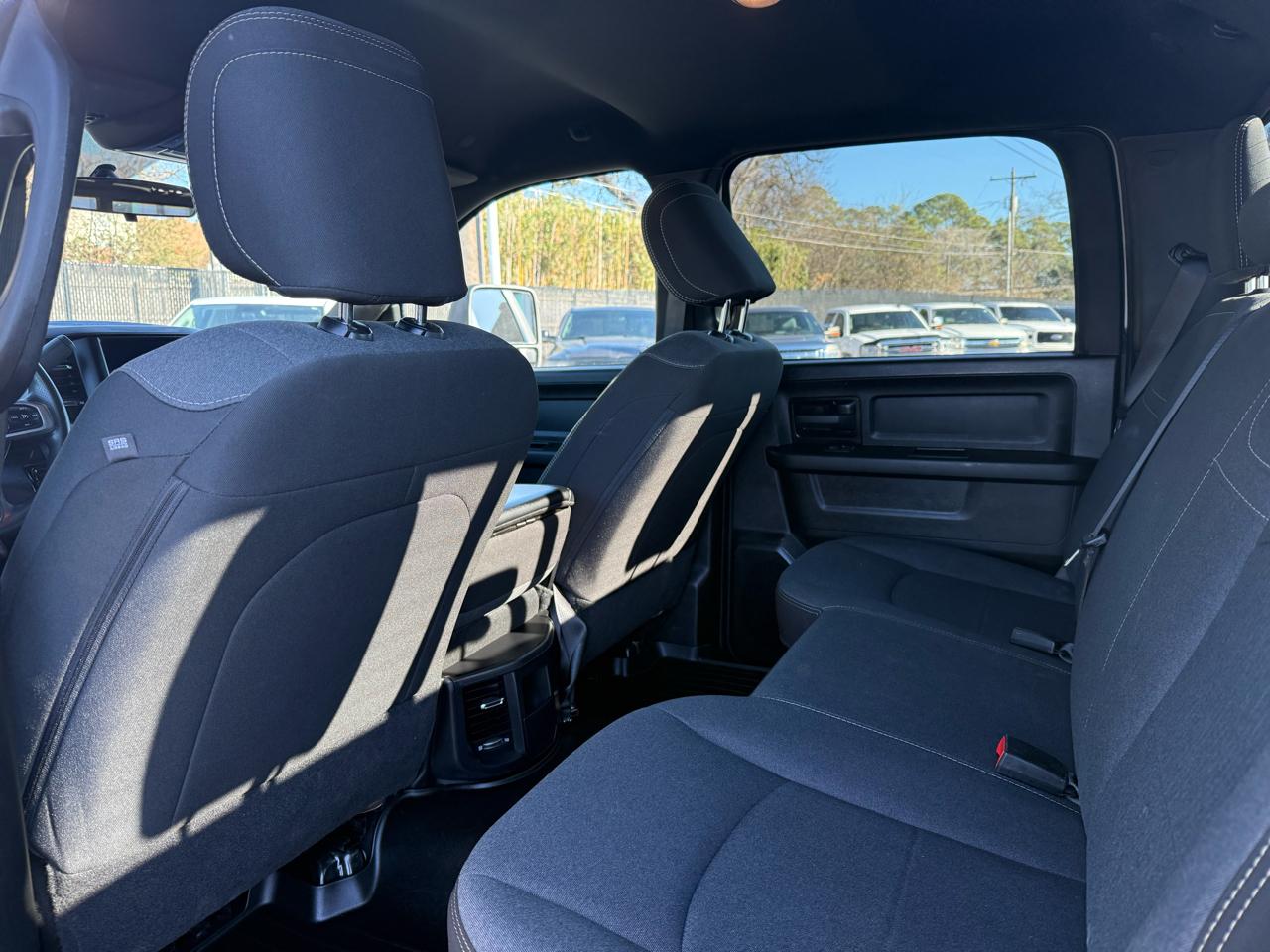 RAM 3500 Tradesman 4x4 Crew Cab 8' Box 2023