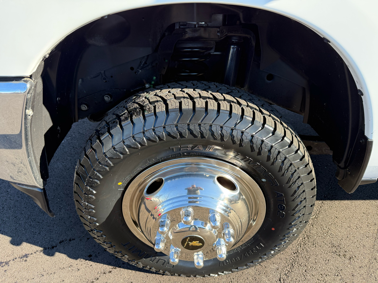 RAM 3500 Tradesman 4x4 Crew Cab 8' Box 2023