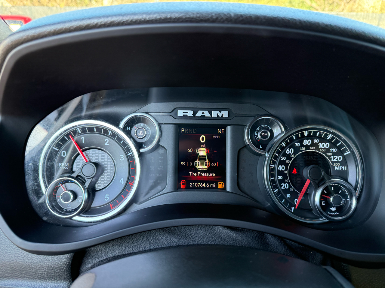 RAM 3500 Tradesman 4x4 Crew Cab 8' Box 2023