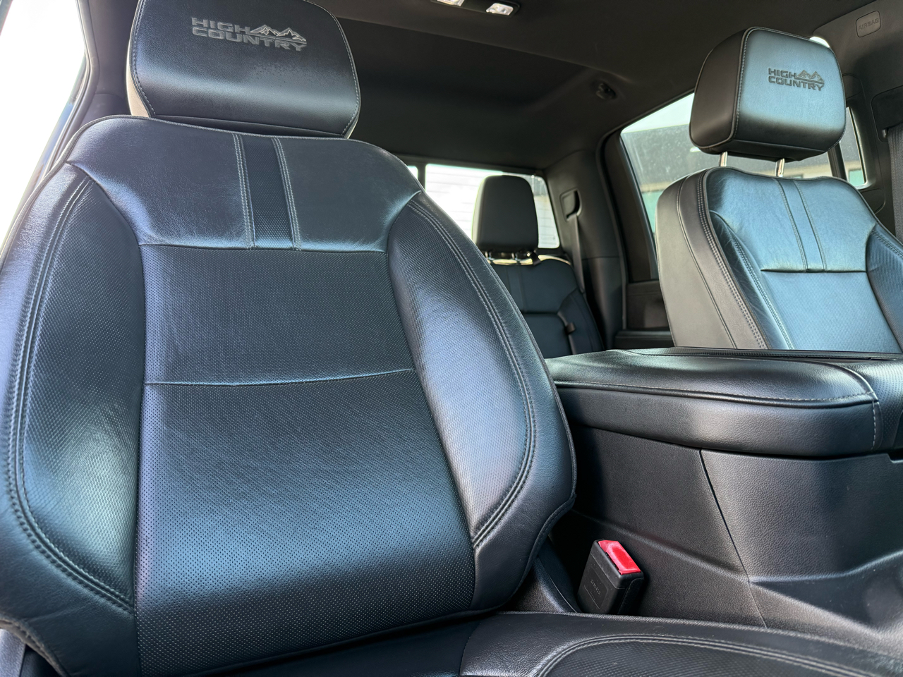 Chevrolet Silverado 2500HD 4WD Crew Cab 159" High Country 2020