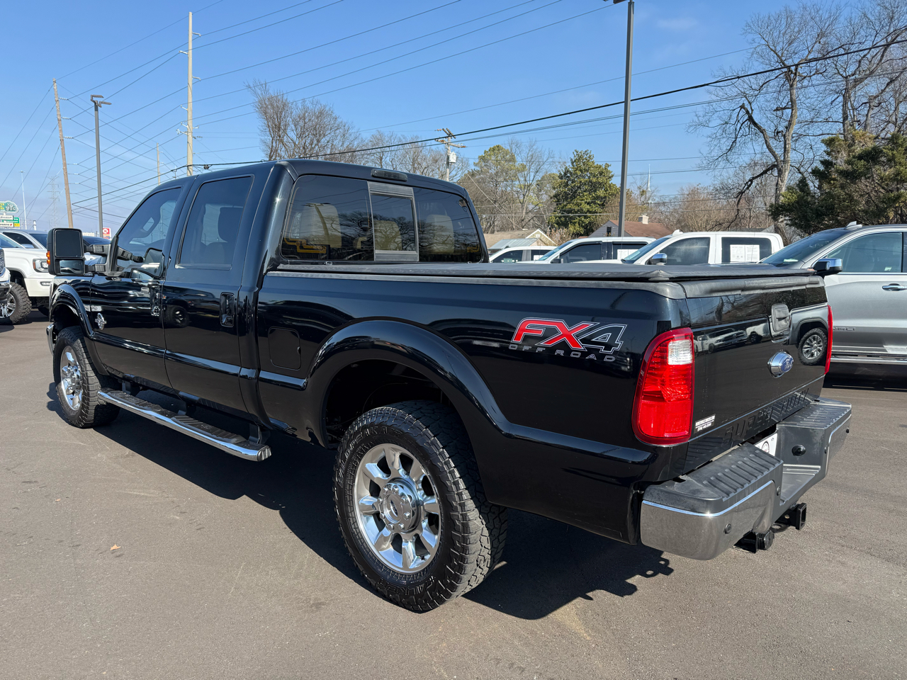 Ford Super Duty F-250 SRW 4WD Crew Cab 156" Lariat 2016