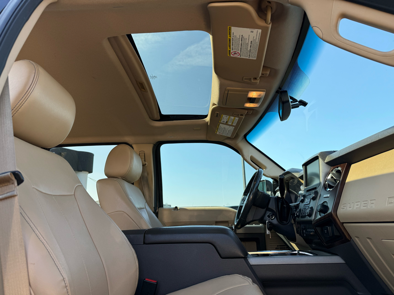 Ford Super Duty F-250 SRW 4WD Crew Cab 156" Lariat 2016