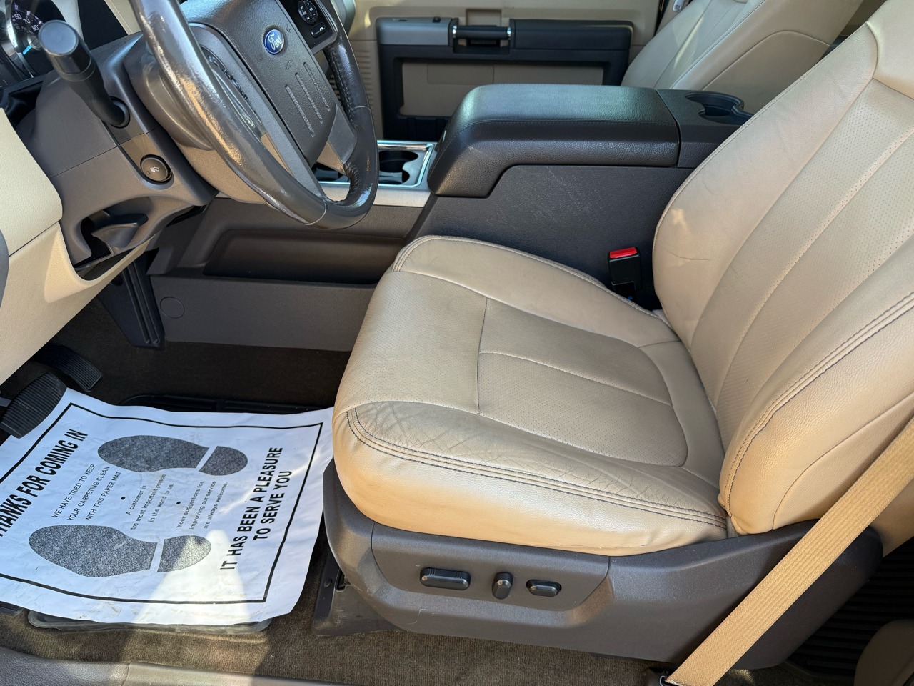 Ford Super Duty F-250 SRW 4WD Crew Cab 156" Lariat 2016