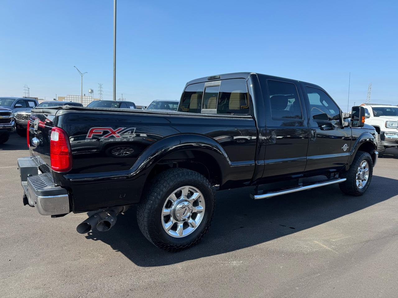 Ford Super Duty F-250 SRW 4WD Crew Cab 156" Lariat 2016