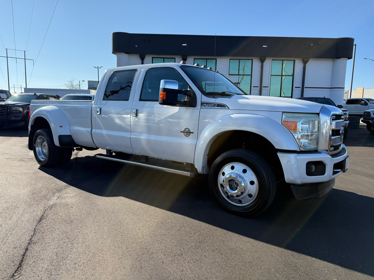 Ford F-450 SD Platinum Crew Cab DRW 4WD 2015