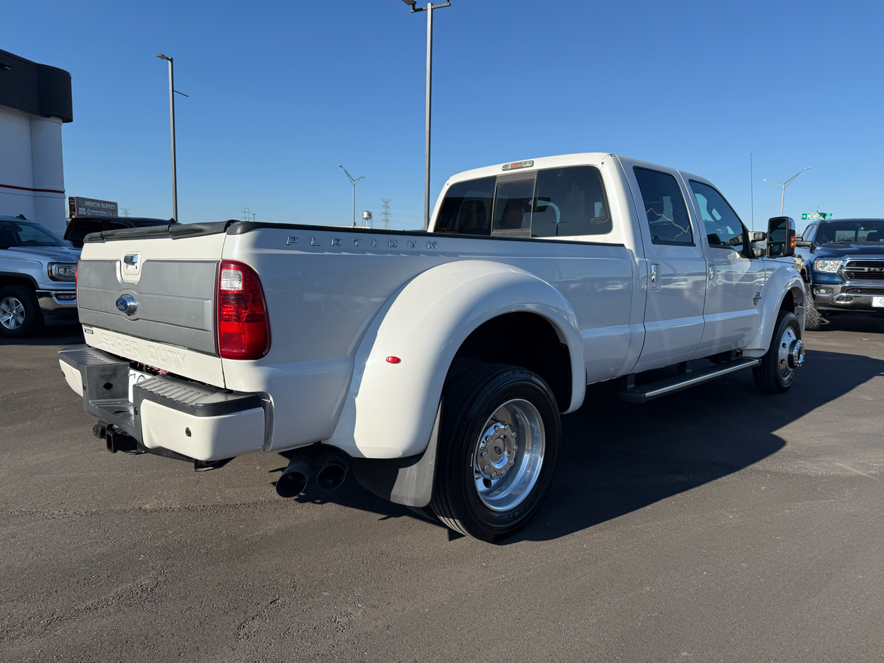 Ford F-450 SD Platinum Crew Cab DRW 4WD 2015