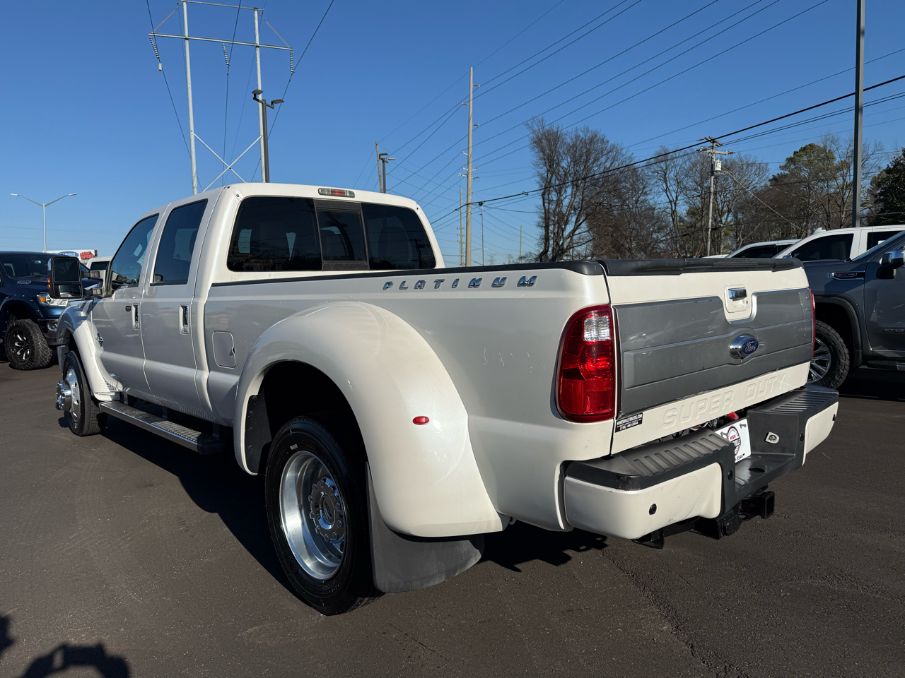Ford F-450 SD Platinum Crew Cab DRW 4WD 2015