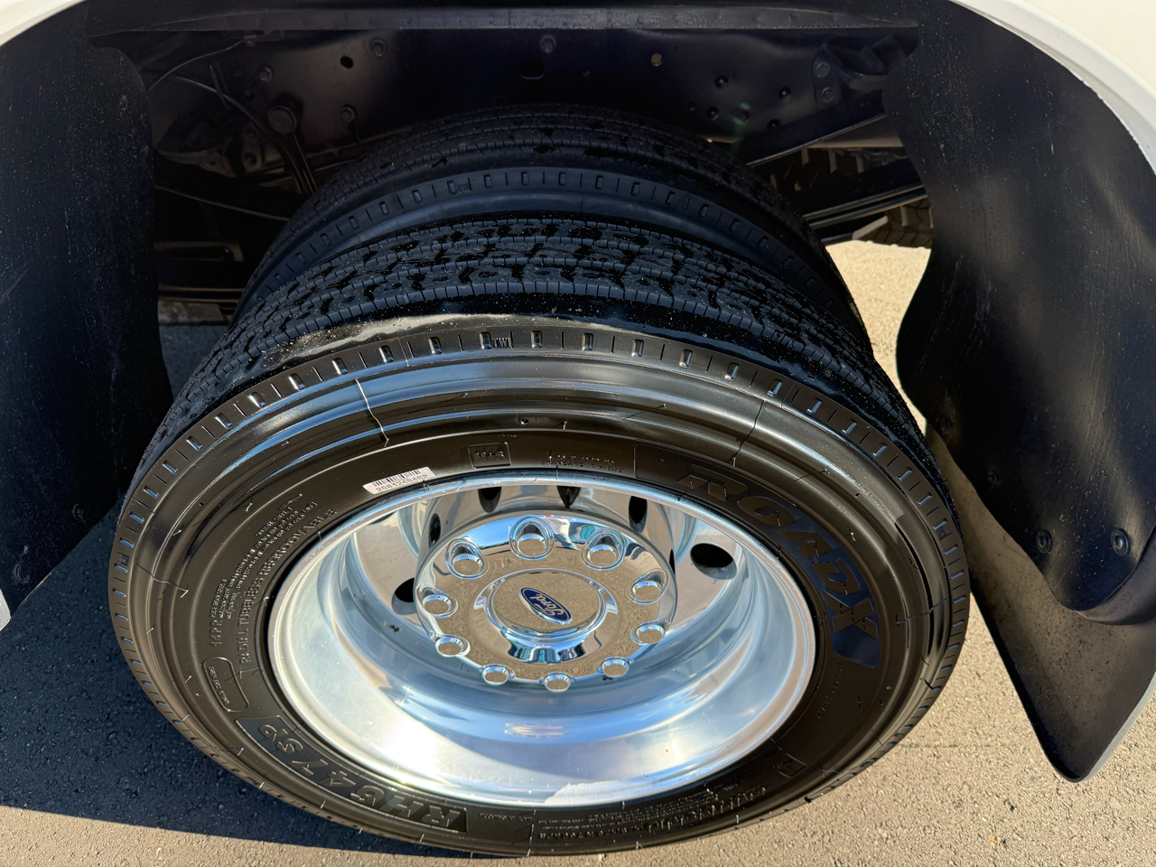 Ford F-450 SD Platinum Crew Cab DRW 4WD 2015