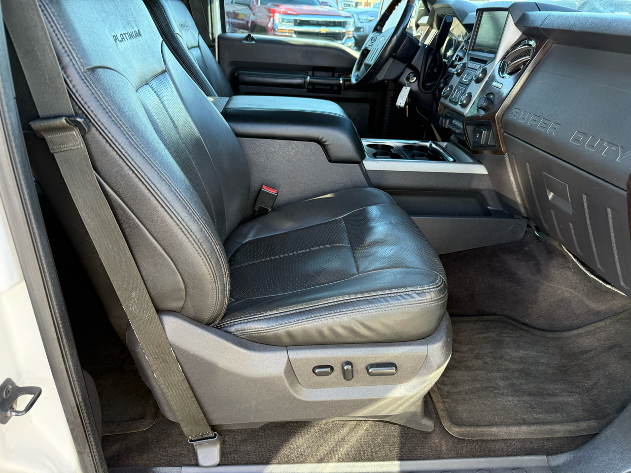 Ford F-450 SD Platinum Crew Cab DRW 4WD 2015