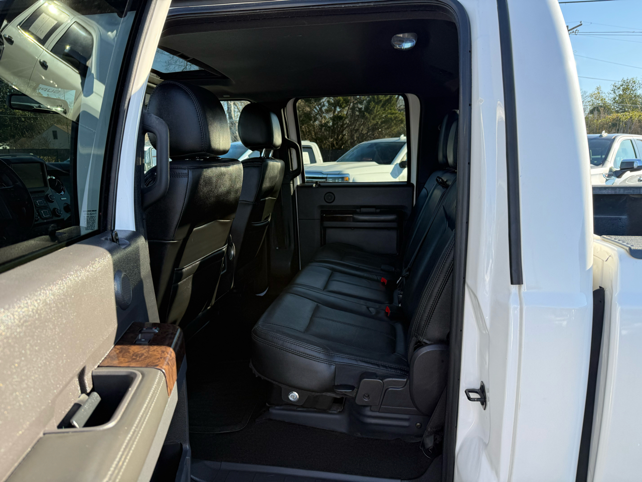 Ford F-450 SD Platinum Crew Cab DRW 4WD 2015