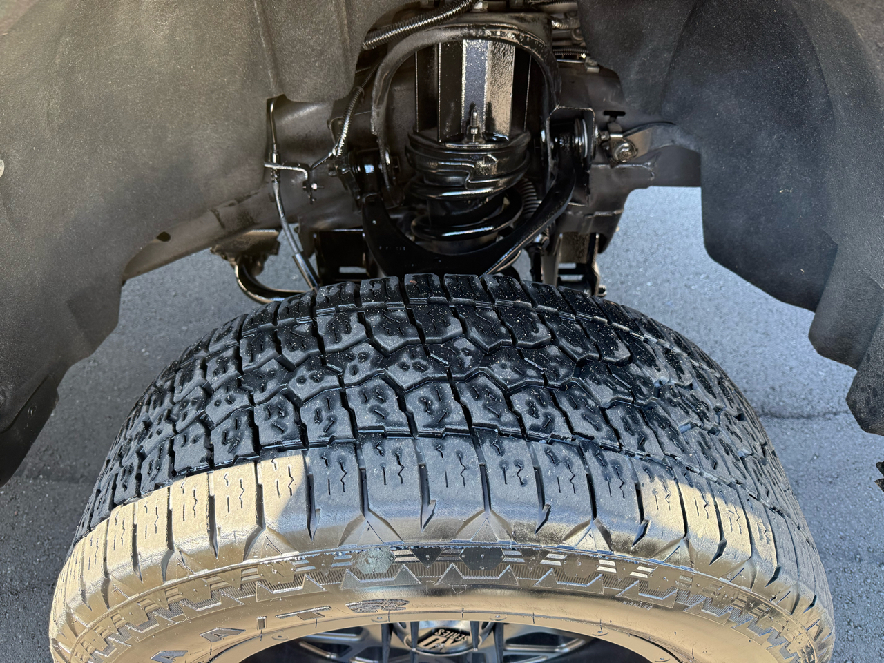 GMC Sierra 1500 4WD Crew Cab 143.5" SLT 2017