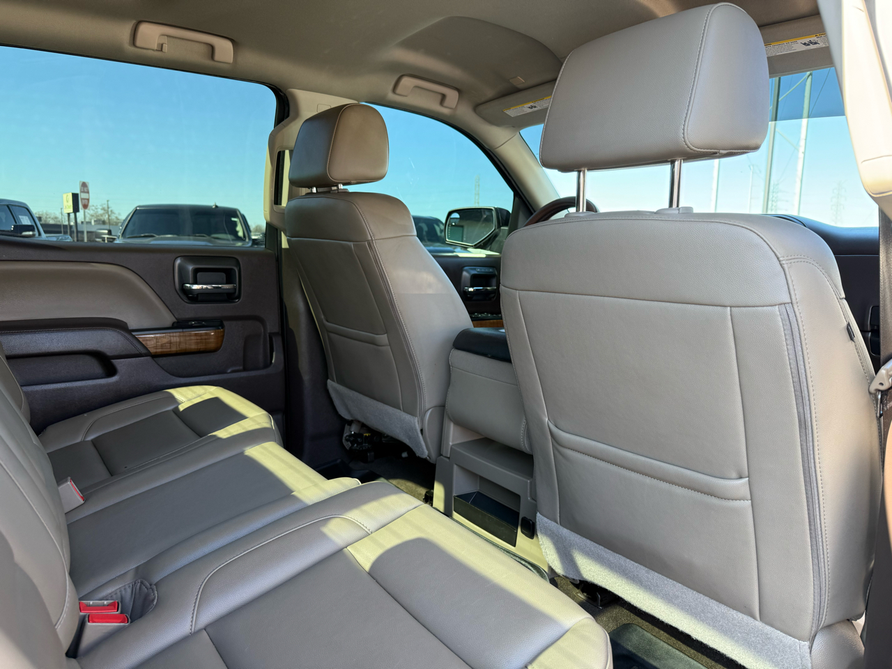 GMC Sierra 1500 4WD Crew Cab 143.5" SLT 2017