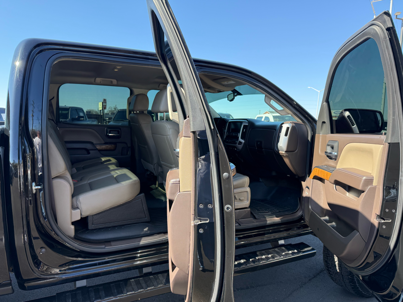 GMC Sierra 1500 4WD Crew Cab 143.5" SLT 2017