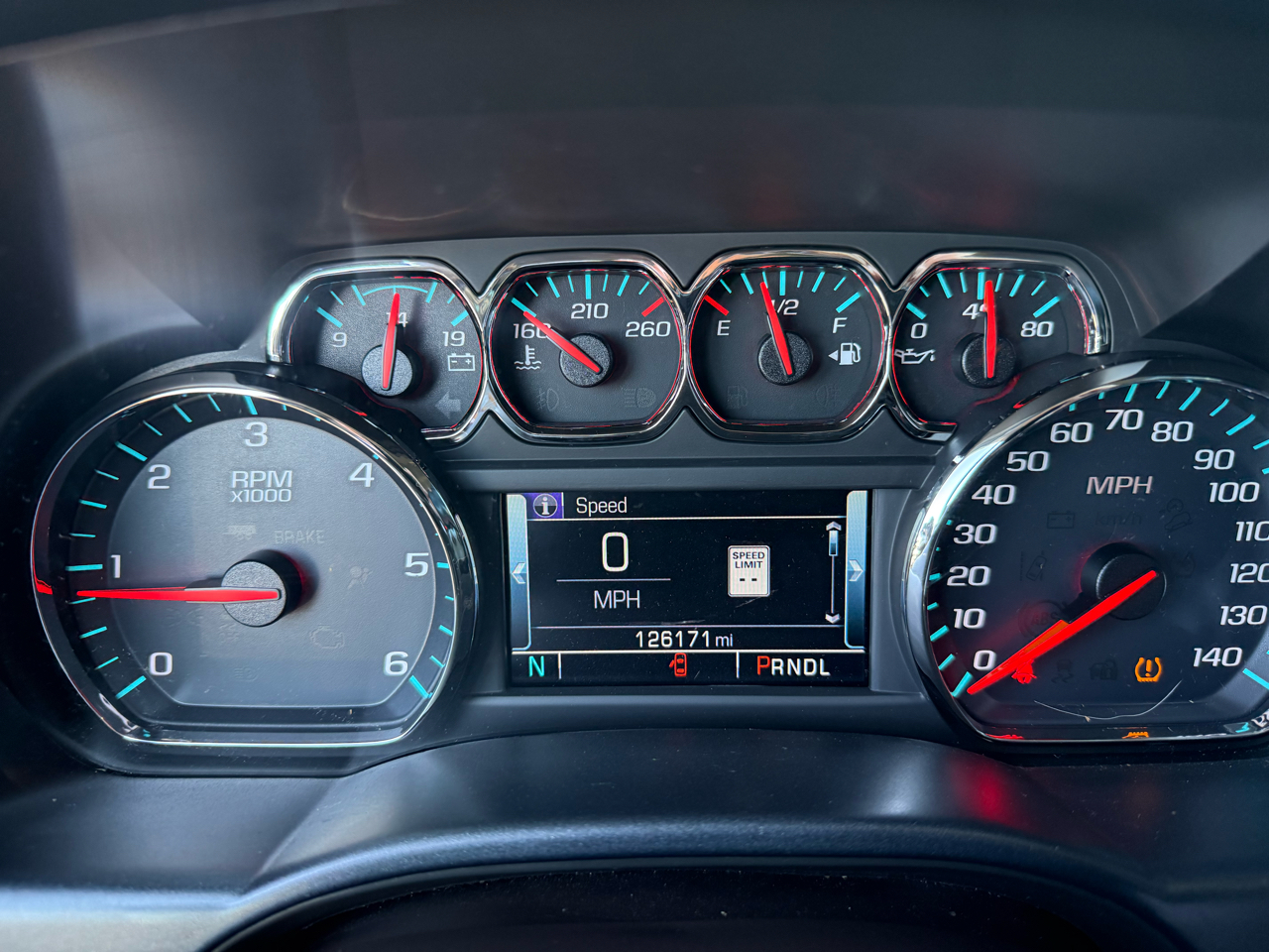 GMC Sierra 1500 4WD Crew Cab 143.5" SLT 2017