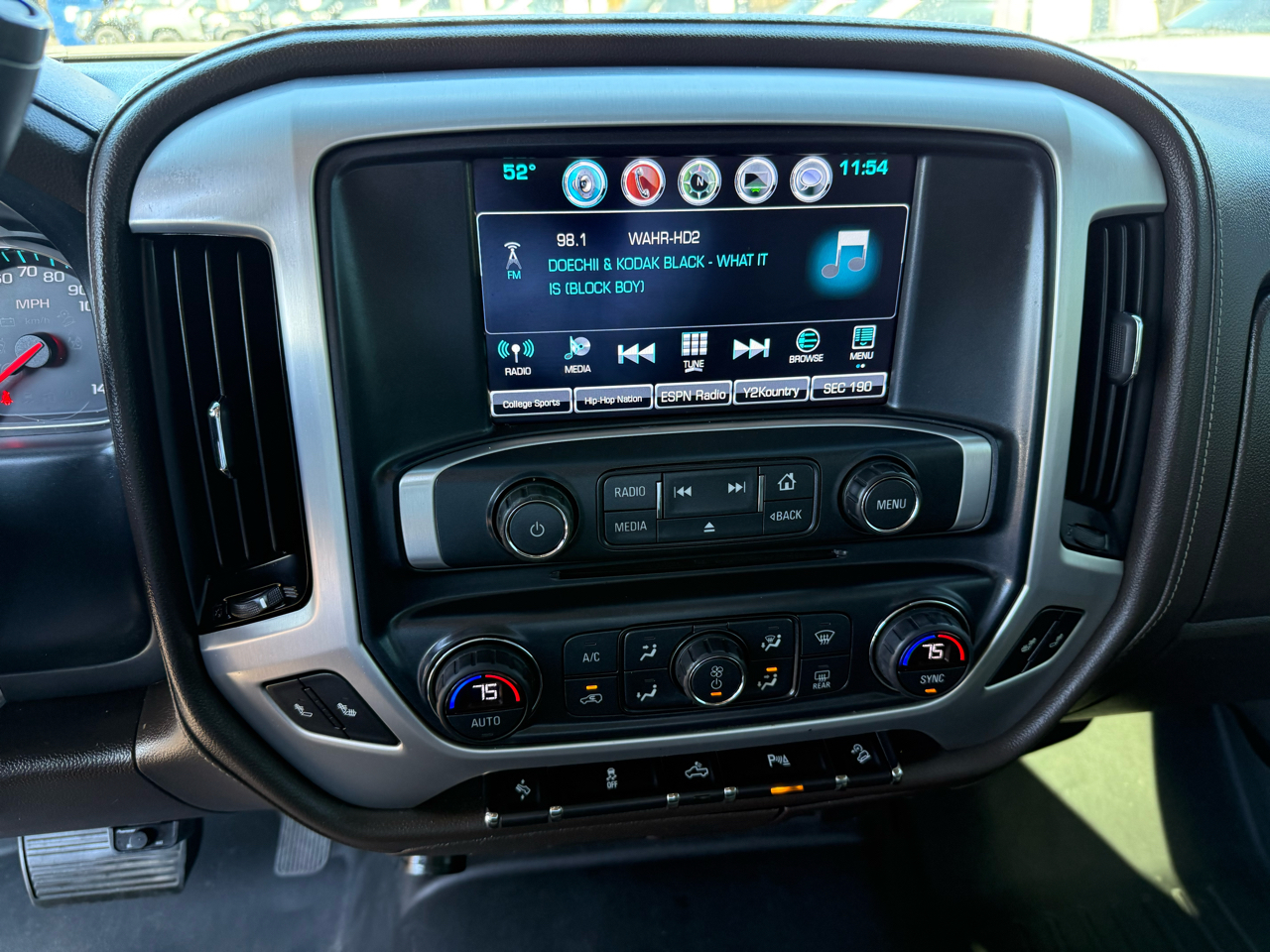 GMC Sierra 1500 4WD Crew Cab 143.5" SLT 2017
