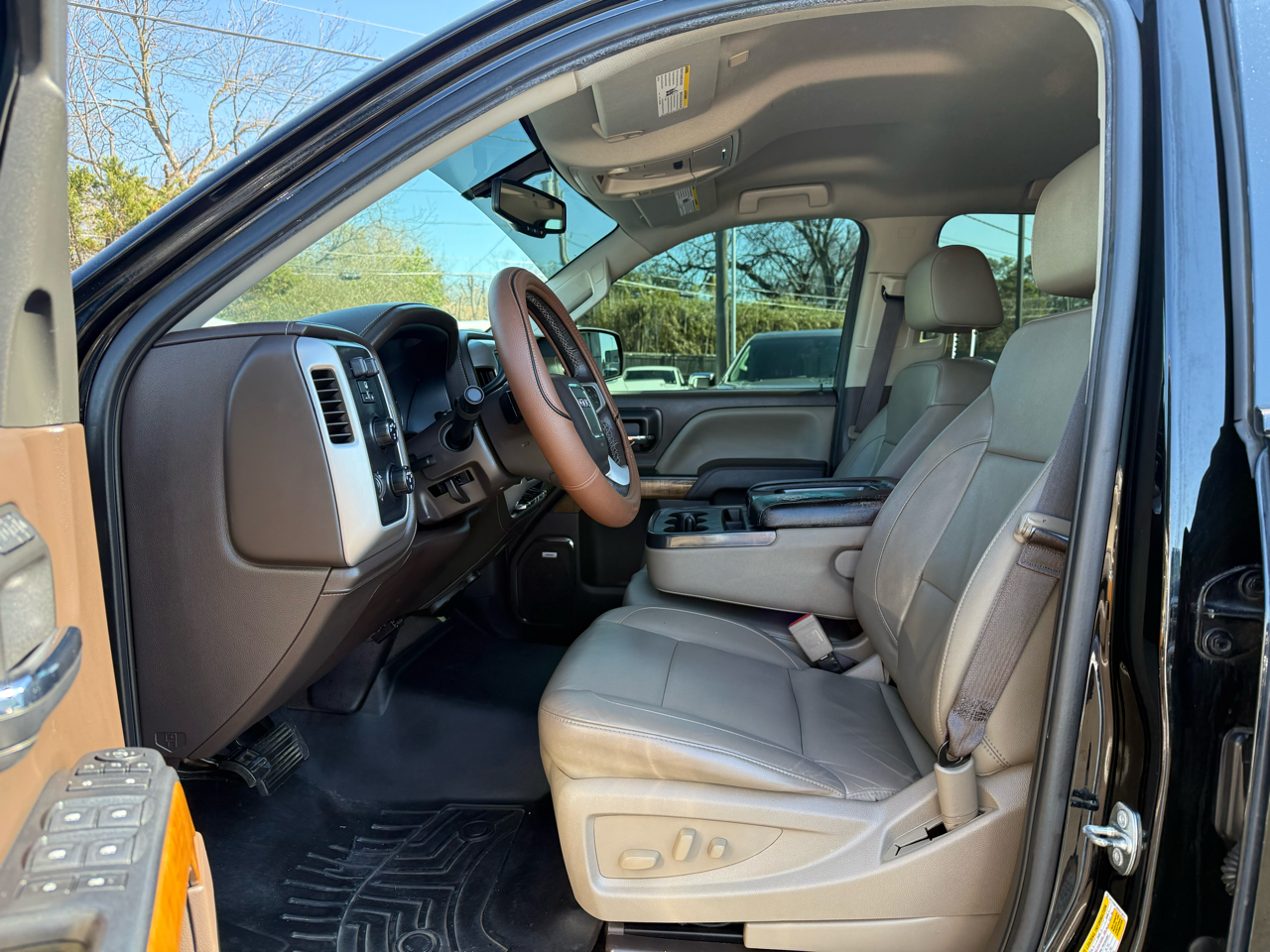 GMC Sierra 1500 4WD Crew Cab 143.5" SLT 2017