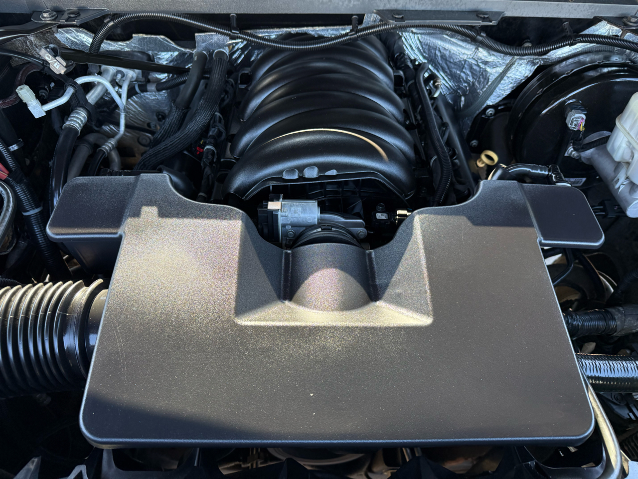 GMC Sierra 1500 4WD Crew Cab 143.5" SLT 2017