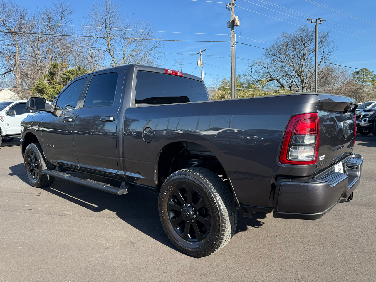 RAM 2500 Big Horn 4x4 Crew Cab 6'4" Box 2021