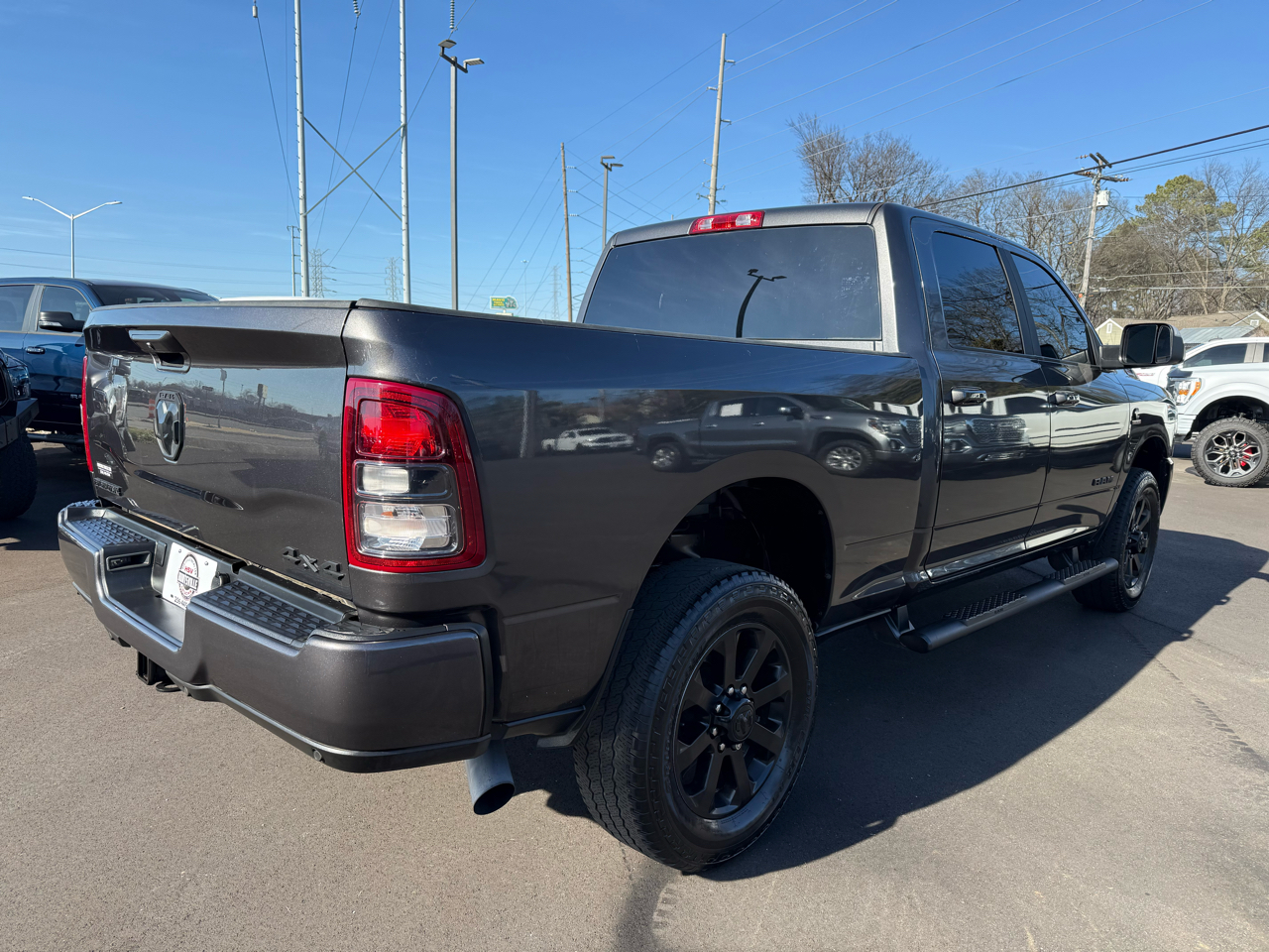 RAM 2500 Big Horn 4x4 Crew Cab 6'4" Box 2021