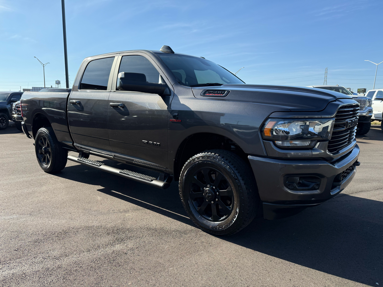 RAM 2500 Big Horn 4x4 Crew Cab 6'4" Box 2021