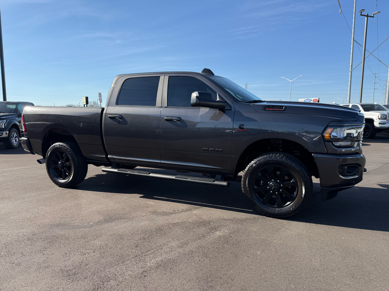 RAM 2500 Big Horn 4x4 Crew Cab 6'4" Box 2021