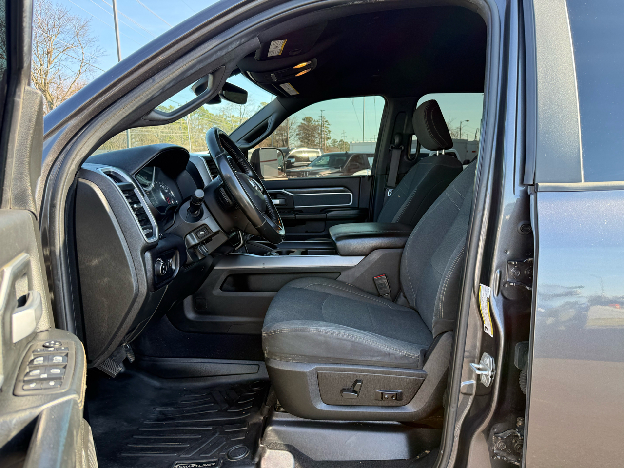 RAM 2500 Big Horn 4x4 Crew Cab 6'4" Box 2021