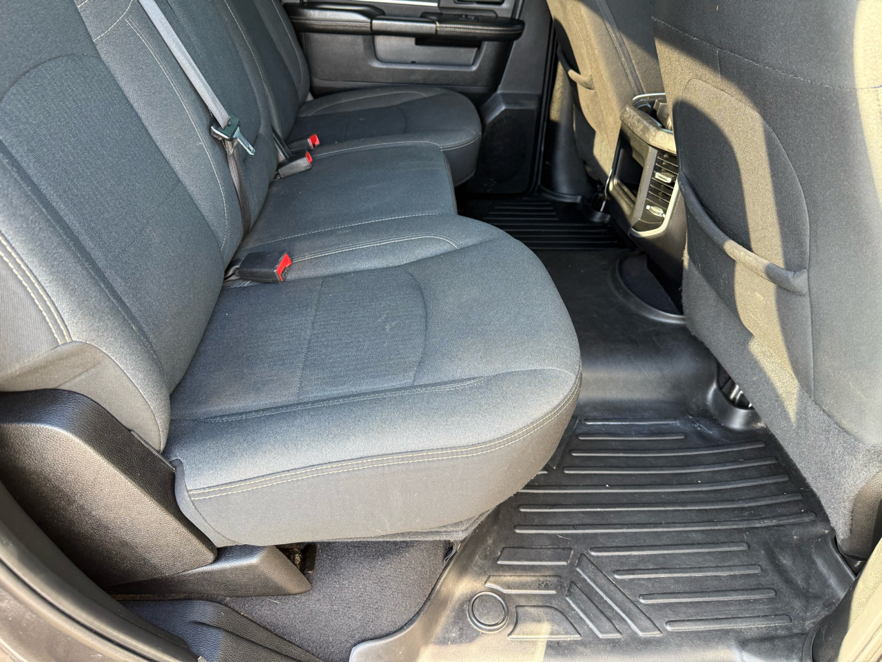 RAM 2500 Big Horn 4x4 Crew Cab 6'4" Box 2021