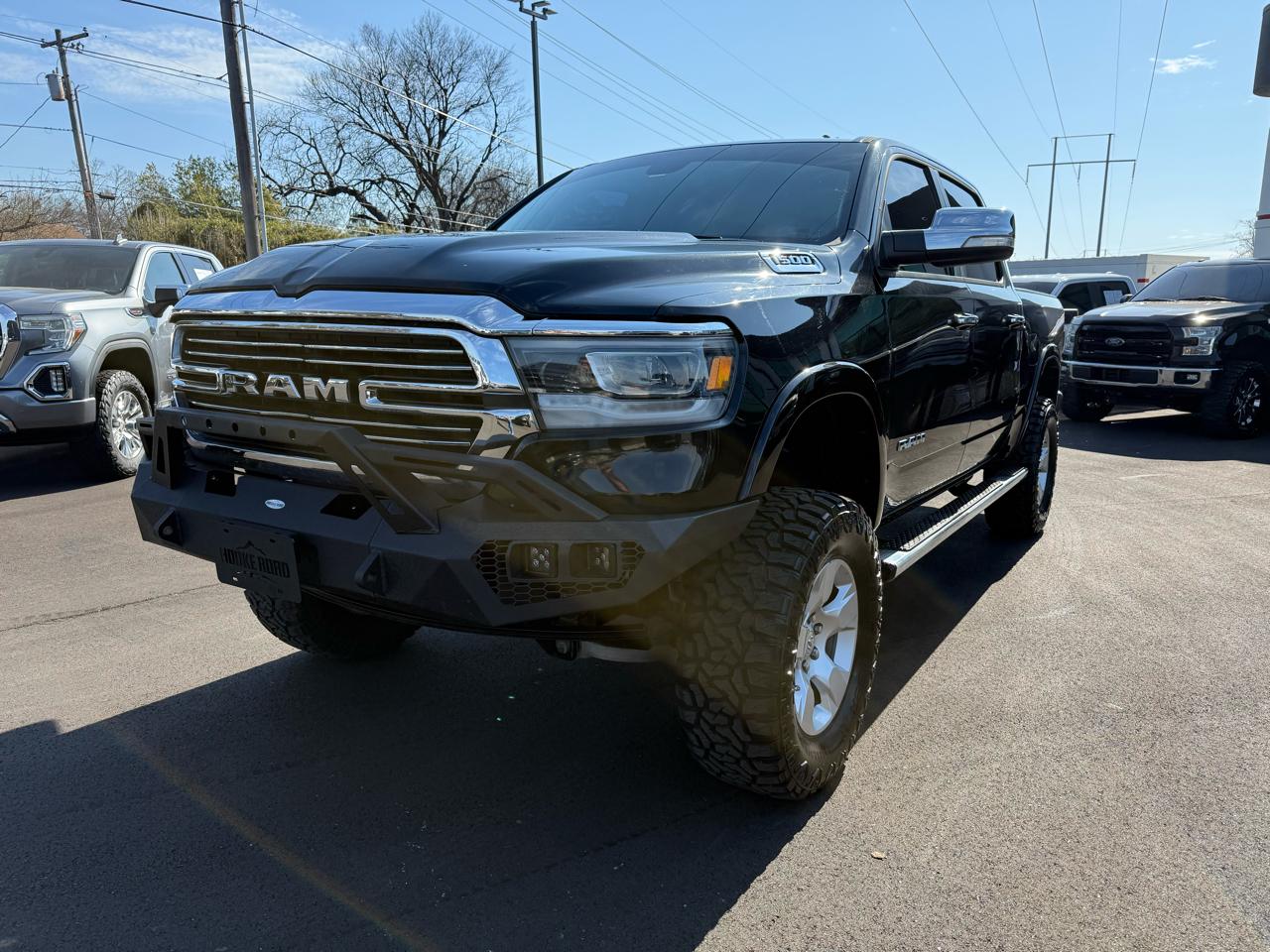 RAM 1500 Laramie 4x4 Crew Cab 5'7" Box 2019
