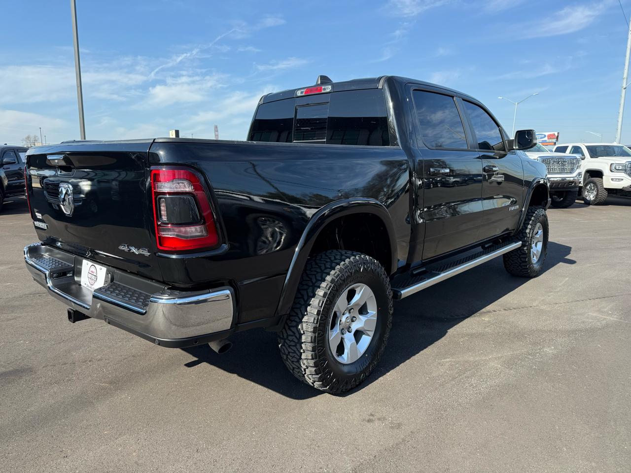 RAM 1500 Laramie 4x4 Crew Cab 5'7" Box 2019