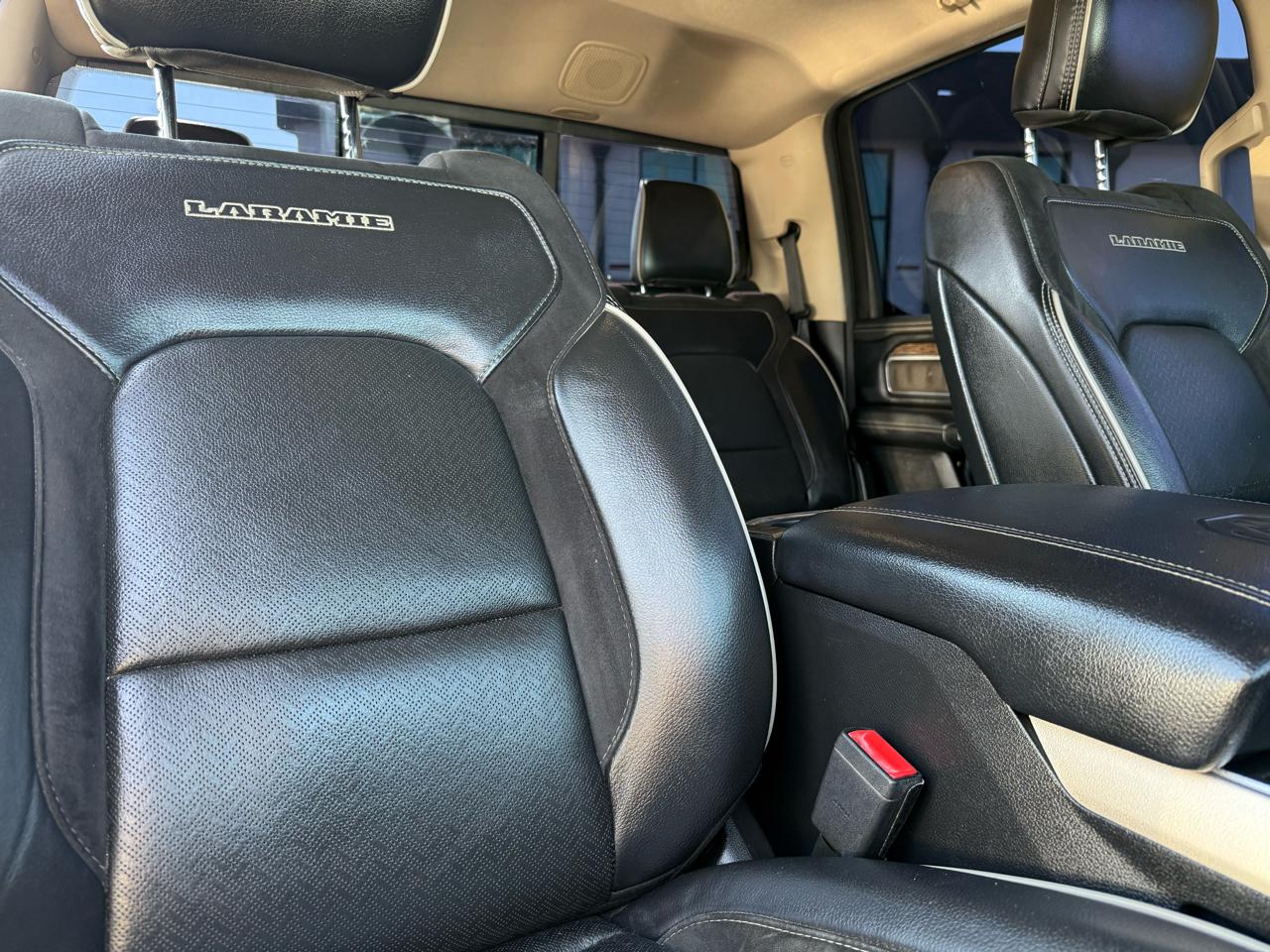 RAM 1500 Laramie 4x4 Crew Cab 5'7" Box 2019