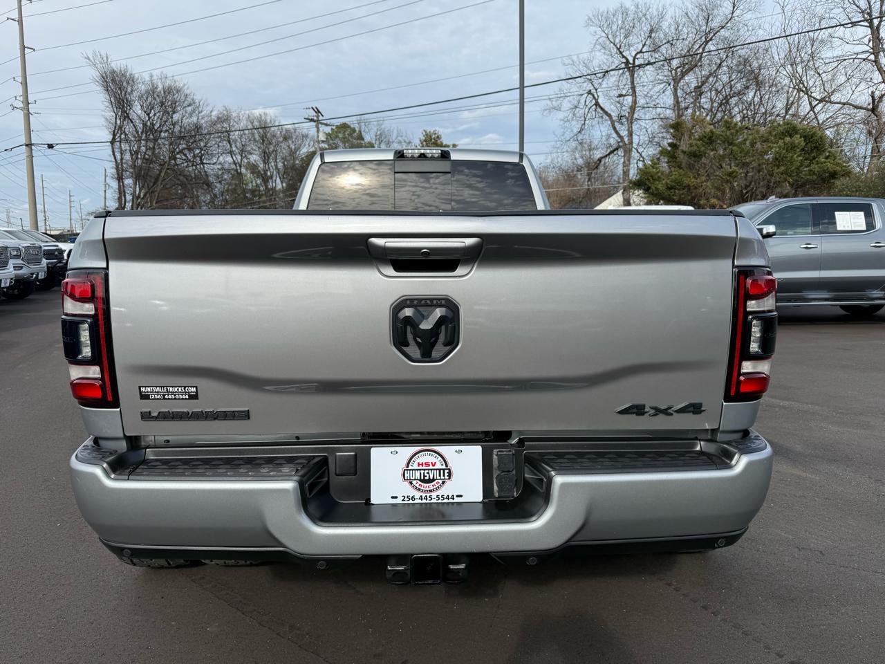 RAM 3500 Laramie 4x4 Crew Cab 8' Box 2022