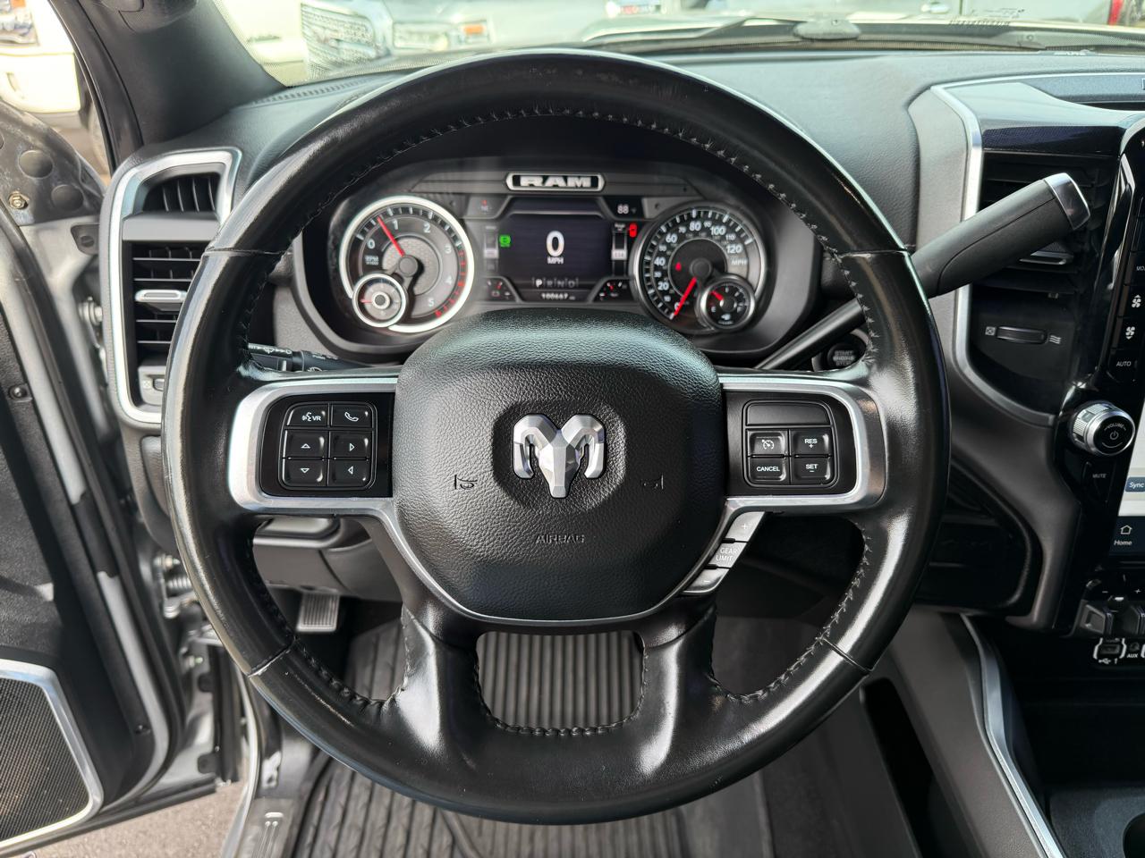 RAM 3500 Laramie 4x4 Crew Cab 8' Box 2022