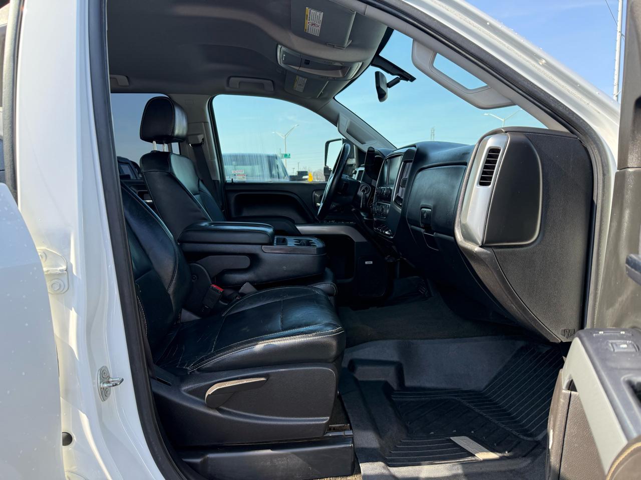 Chevrolet Silverado 2500HD 4WD Crew Cab 153.7" LT 2016