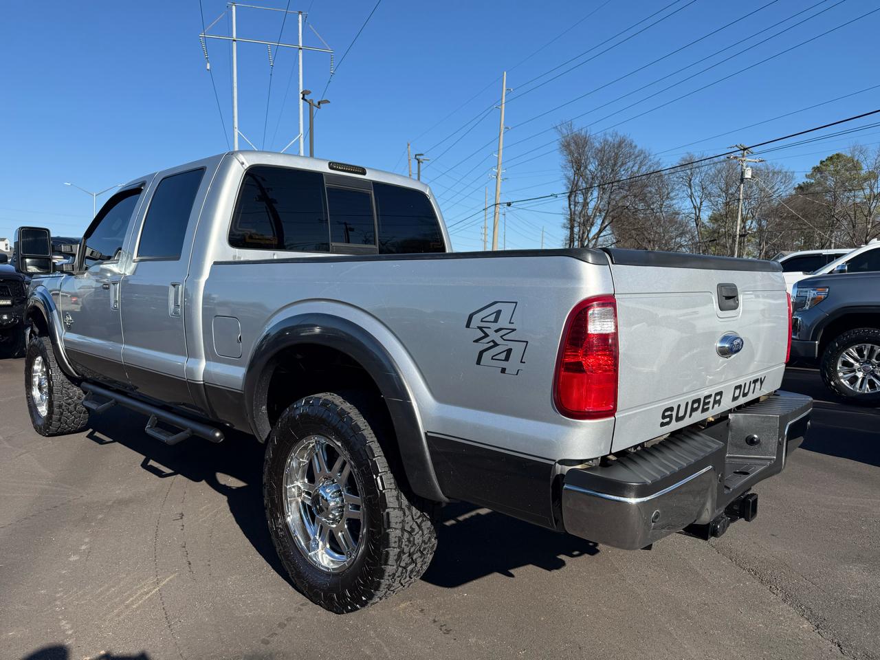 Ford Super Duty F-250 SRW 4WD Crew Cab 156" Lariat 2015