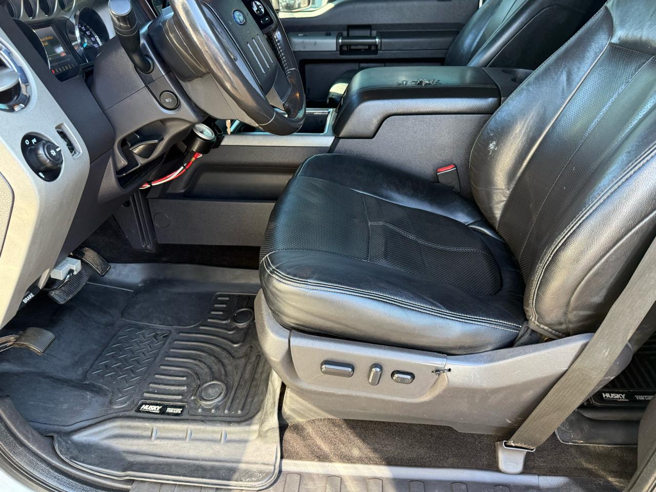 Ford Super Duty F-250 SRW 4WD Crew Cab 156" Lariat 2015