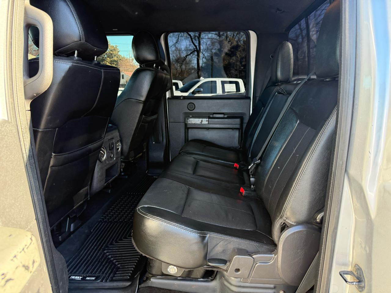 Ford Super Duty F-250 SRW 4WD Crew Cab 156" Lariat 2015