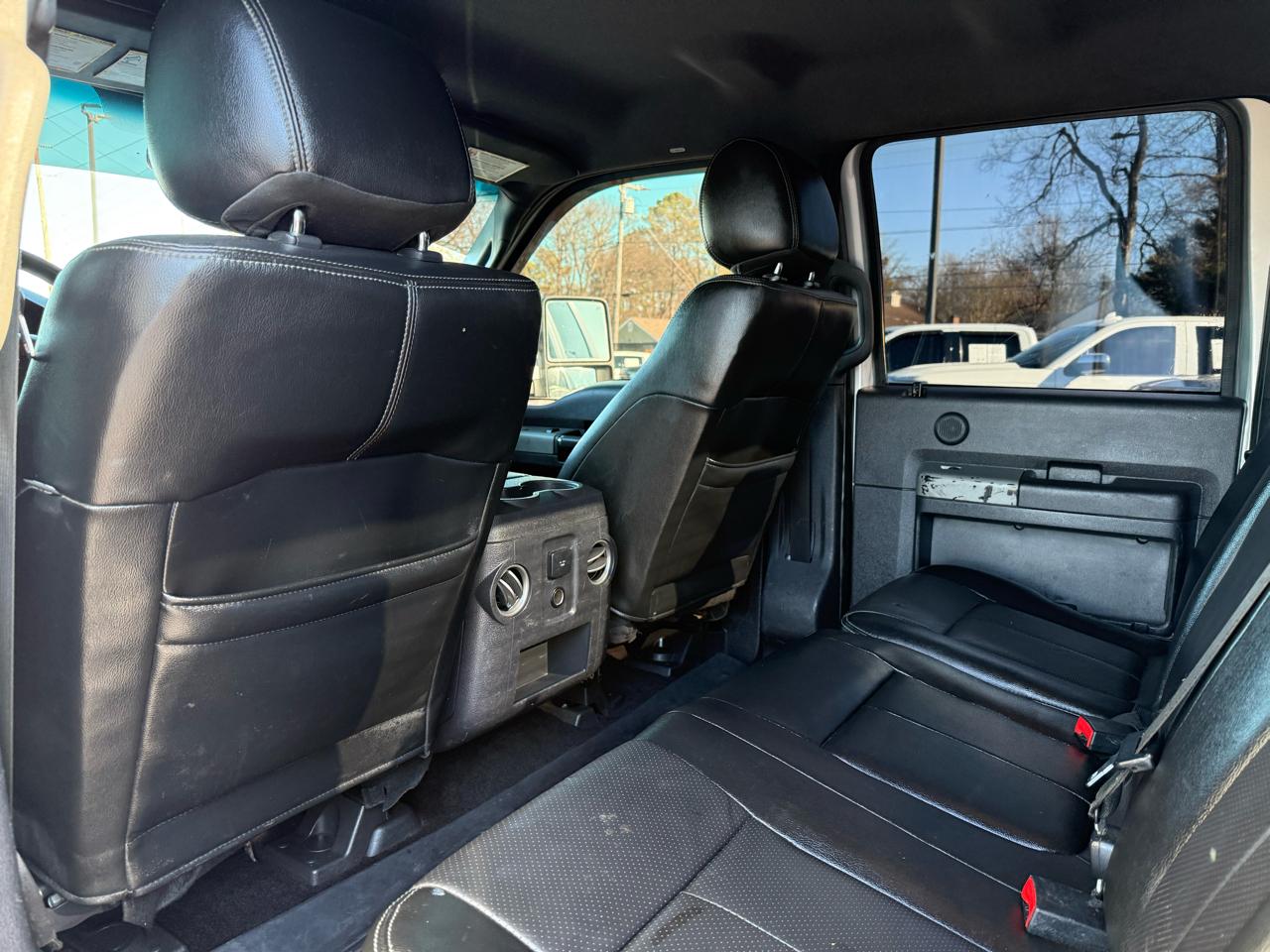 Ford Super Duty F-250 SRW 4WD Crew Cab 156" Lariat 2015