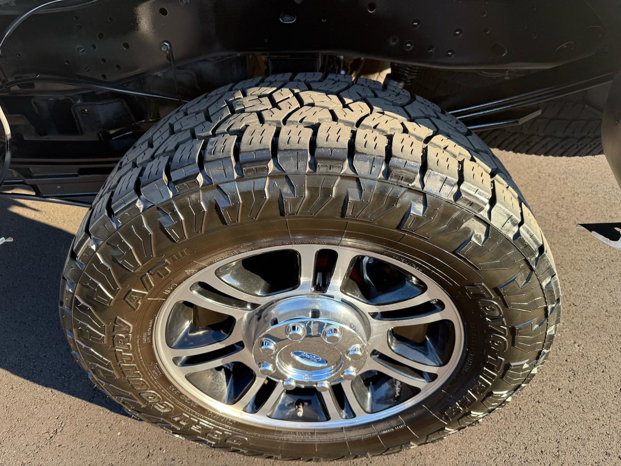 Ford Super Duty F-250 SRW 4WD Crew Cab 172" Platinum 2016