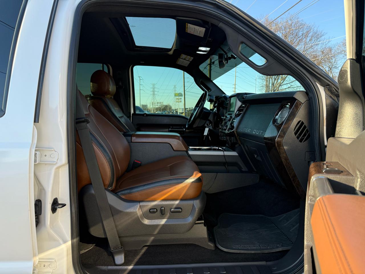 Ford Super Duty F-250 SRW 4WD Crew Cab 172" Platinum 2016